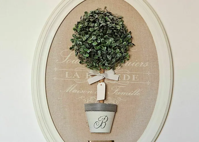 Parco Di Nerone Konukevi