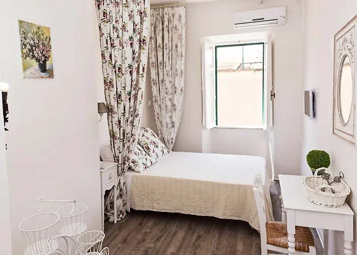 Parco Di Nerone Konukevi 2*